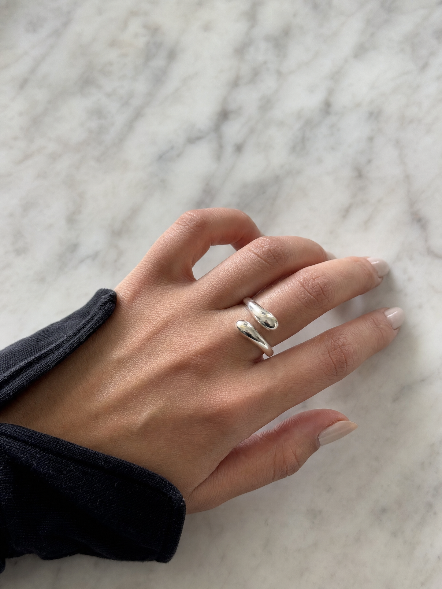 Sculptural Fluid Open Wrap Ring