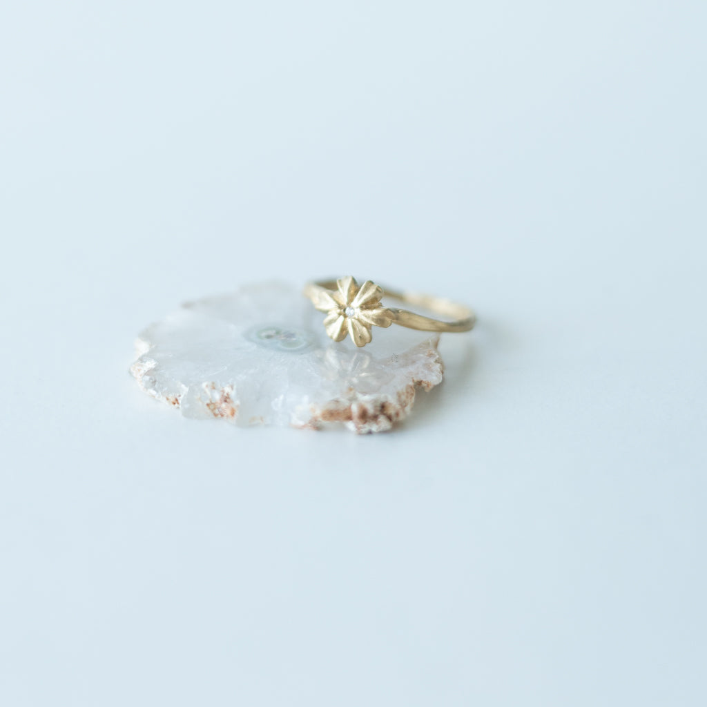 Anel Flor de Princesa em Ouro Amarelo 18k