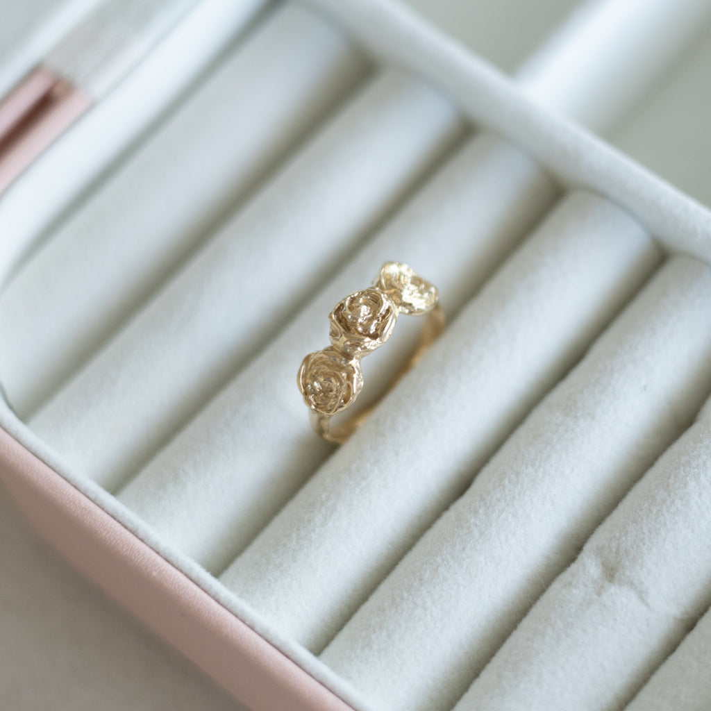 Anel Rosa Suprema em Ouro Amarelo 18k