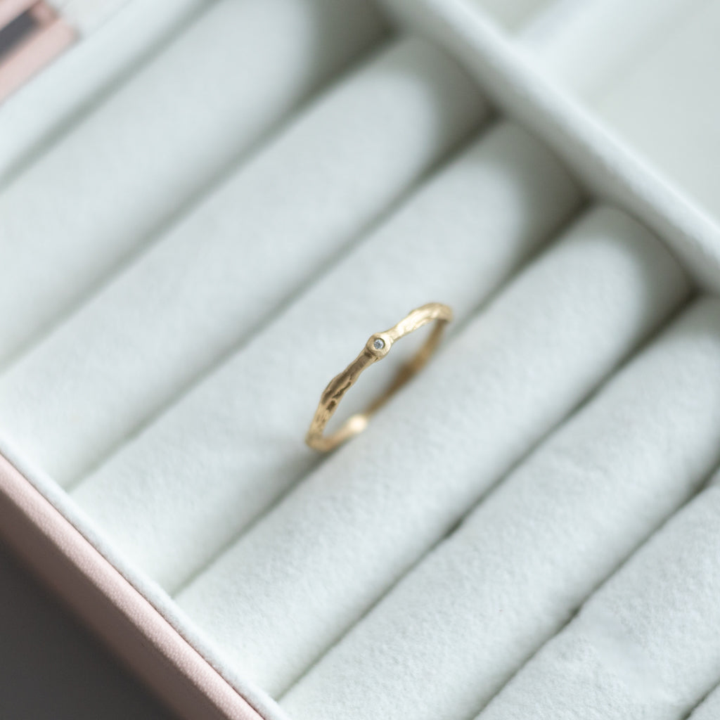 18k Gold Twig Solitaire Ring