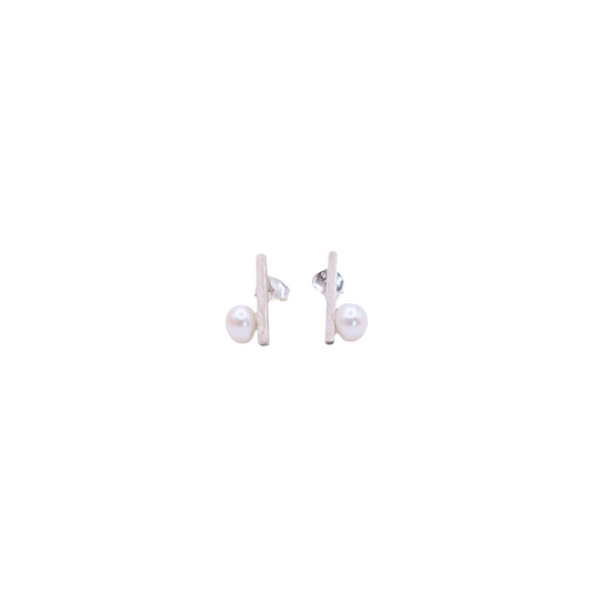 Luna Stud Earrings
