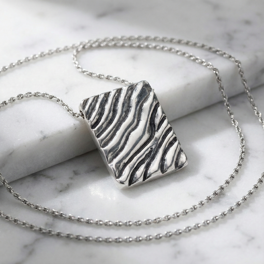 Gents Textured Wave Necklace in Sterling Silver
