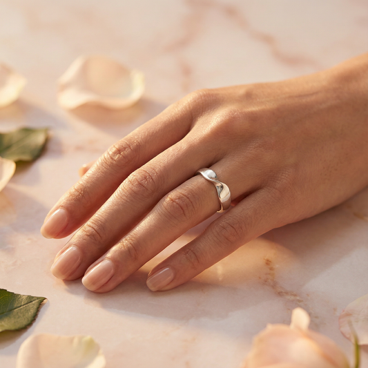 Silver Twisted Band Ring